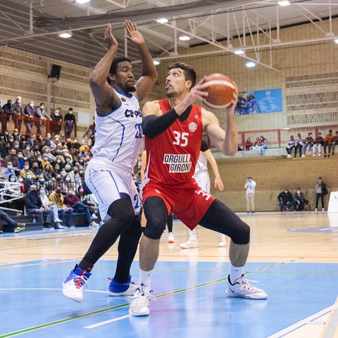 ESPORTS (BÀSQUET, LEB OR): El CB Prat comença el mes de febrer amb derrota
