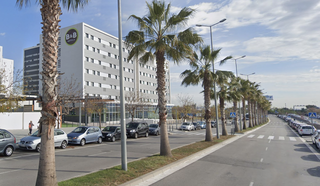 SUCCESSOS: Mor al llançar-se per la finestra d’un sisè pis de l’Hotel B&B de Viladecans