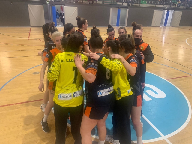 ESPORTS (HANDBOL, DIVISIÓ D’HONOR PLATA FEM.): El Sant Vicenç acaba amb la seva mala ratxa a Granollers