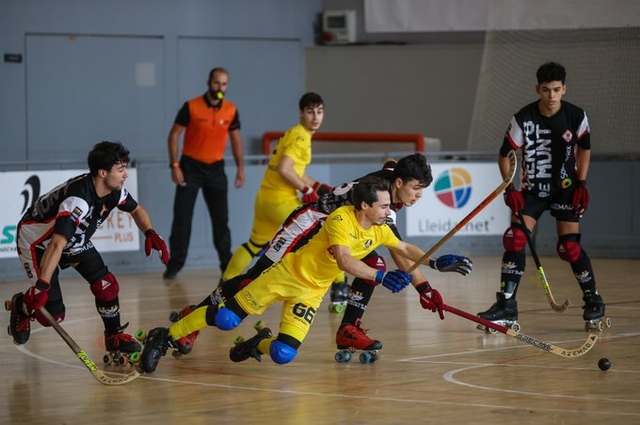 ESPORTS (HOQUEI PATINS, OKLLIGA PLATA): Els santjustencs cauen contundentment a Maçanet de la Selva