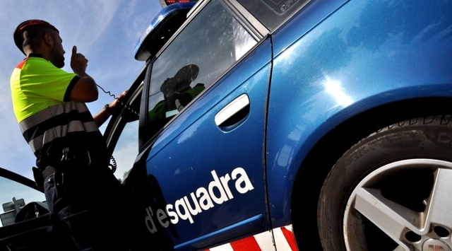 SUCCESSOS: Una dona és víctima d’una violenta estrebada a Sant Boi que la duu a l’hospital