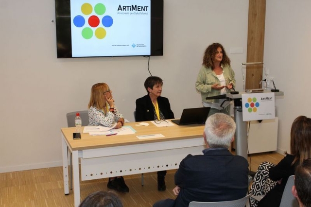  Es presenta a Castelldefels l'Associació ArtiMent