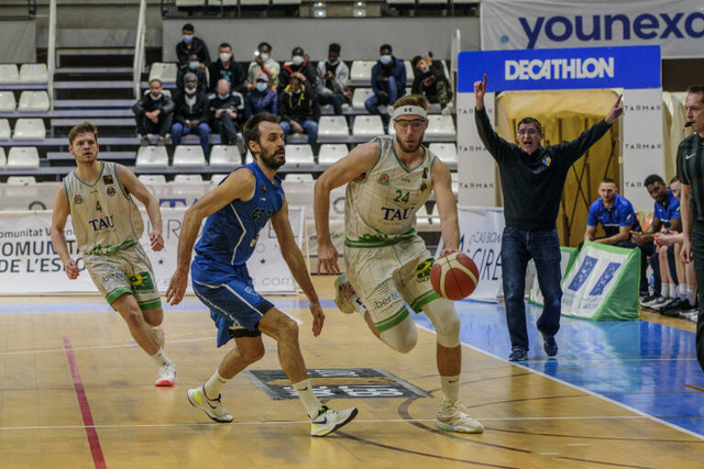 ESPORTS (BÀSQUET, LEB OR): Agònica victòria del CB Prat a Castelló que l’apropa a la permanència
