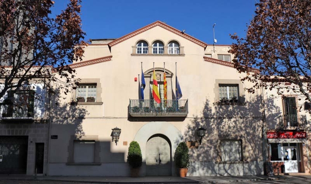 Societat: L'Ajuntament d’Esplugues de Llobregat crea la Comissió Antifrau 