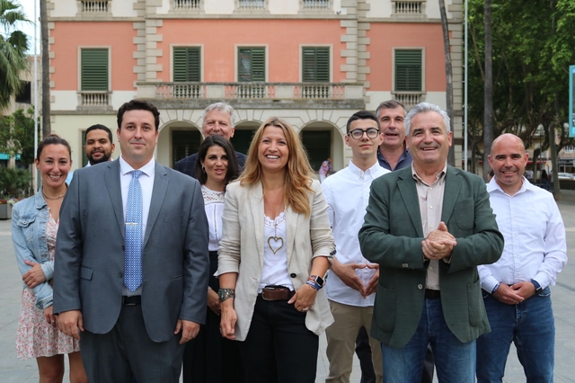 Valents presenta a Castelldefels la nova Junta Local 