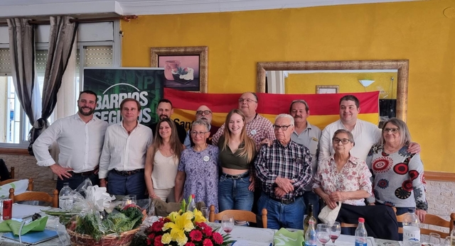 VOX celebra a Sant Vicenç dels Horts una trobada amb càrrecs i afiliats 