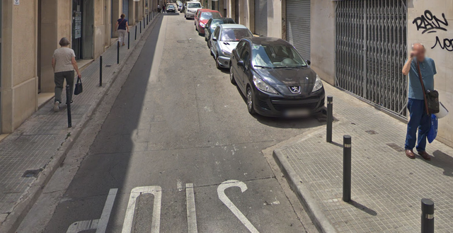 SUCCESSOS: Enxampen un home que estava robant en una botiga de Sant Boi