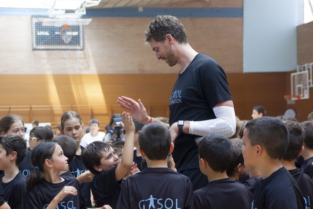ESPORTS: La Gasol Foundation convoca dues beques per a l’acadèmia de bàsquet de Pau Gasol