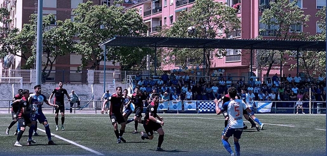 ESPORTS (FUTBOL, SEGONA RFEF) L’AE Prat assoleix la permanència