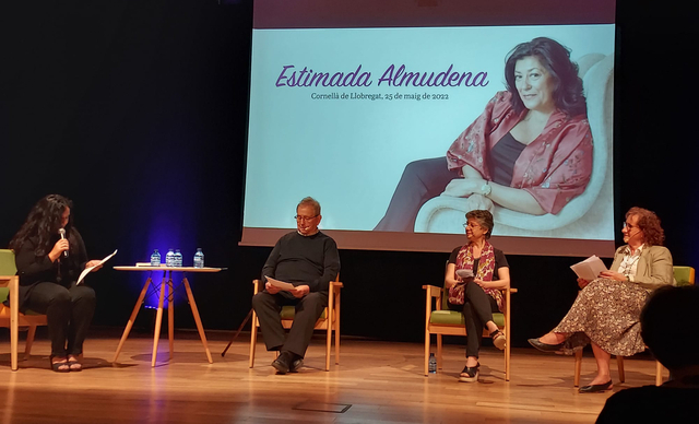 Cornellà ret homenatge a l’escriptora Almudena Grandes