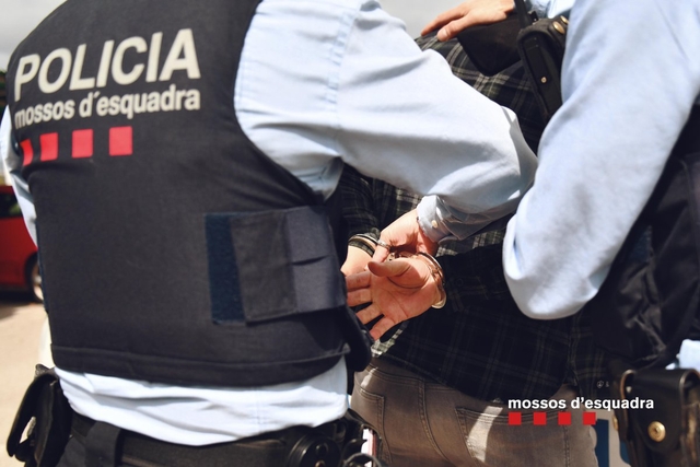 Presó per a dos homes per un doble robatori amb força a Sant Just Desvern