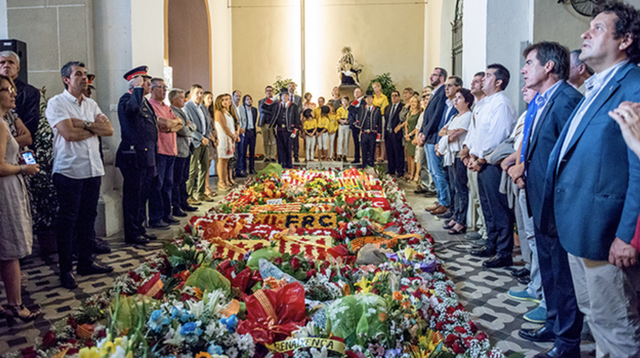 L'Onze de Setembre, l'ofrena floral davant la tomba de Rafael Casanova tornarà a aplegar a Sant Boi de Llobregat representants de les principals institucions, partits polítics i entitats de Catalunya