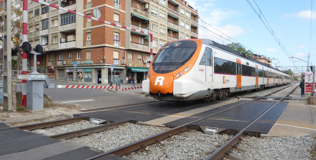 Una persona ha mort a Sant Feliu de Llobregat per un atropellament d'un tren
