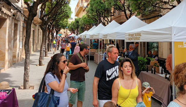 El mercat Origen Montserrat va néixer el juny passat i s’ha consolidat com a aparador dels aliments produïts i elaborats al Parc Rural del Montserrat