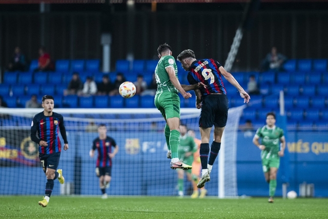 ESPORTS (FUTBOL, PRIMERA RFEF): El Cornellà treu un punt del Johan Cruyff