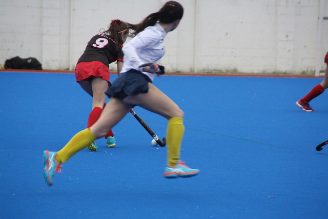 ESPORTS (HOQUEI HERBA, DIVISIÓ D’HONOR B): El Castelldefels HC no falla i continua en segona posició