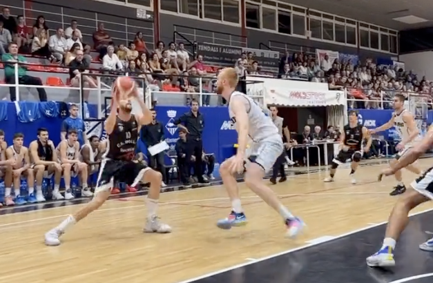 ESPORTS (BÀSQUET, LEB PLATA): Ensopegada pratenca a Mollet