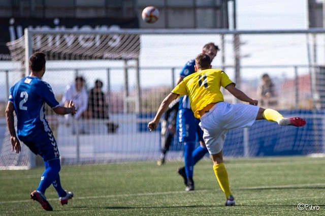 ESPORTS (FUTBOL, TERCERA RFEF): El Castelldefels continua amb molts problemes