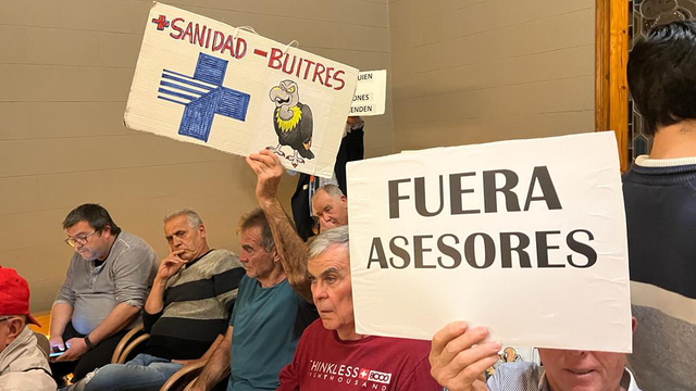 El Ple del Prat rebutja la destitució dels càrrecs polítics de confiança