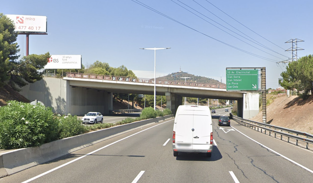 SUCCESSOS: Els Mossos d’Esquadra eviten un intent de suïcidi a Esplugues de Llobregat