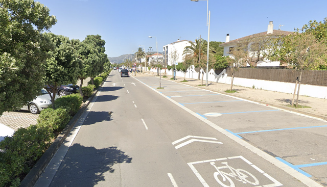 SUCCESSOS: Els Mossos d’Esquadra detenen a Castelldefels dos homes per intent de robatori en vehicles