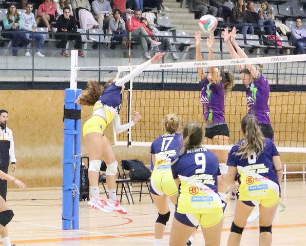 ESPORTS (VOLEIBOL, SUPERLLIGA 2 FEMENINA): Les santjustenques guanyen a Sant Cugat