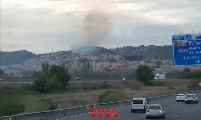 SUCCESSOS: Un incendi forestal a Sant Vicenç dels Horts crema uns 5.000 metres quadrats