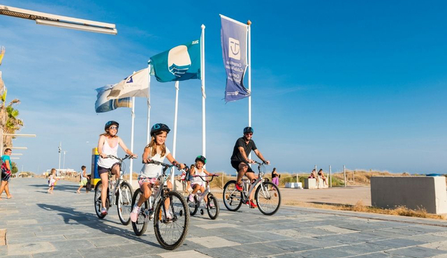 Més de sis milions de persones han visitat Castelldefels des de gener