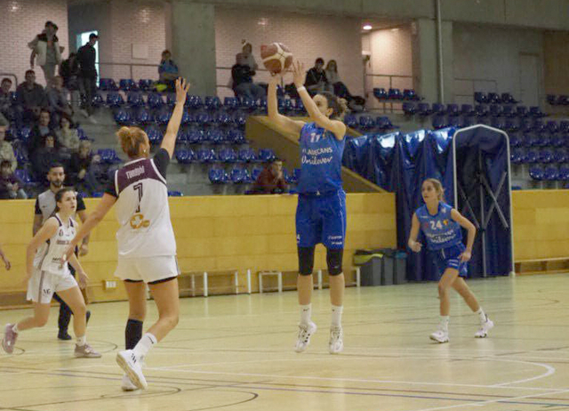  ESPORTS (BÀSQUET, LF2): Les viladecanenques no donen opció al Sant Adrià