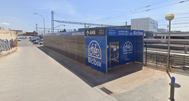 Detingut un home per robar set bicicletes en un aparcament a Gavà 