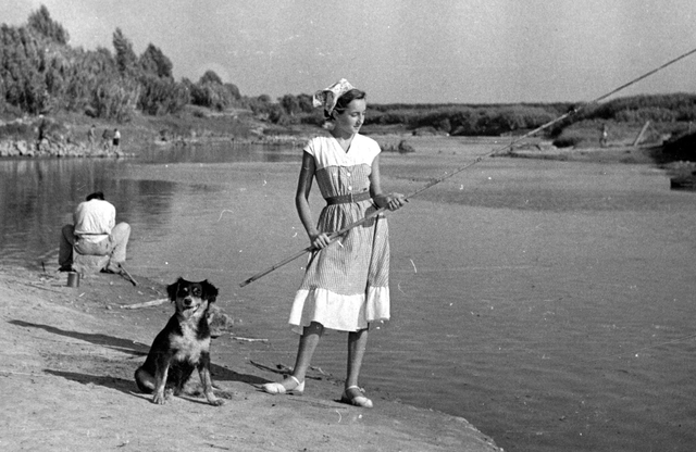 Durant les jornades festives, una de les activitats de lleure era la pesca, any 1953