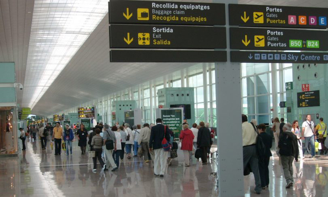 L'Aeroport del Prat va superar els 3,2 milions d'usuaris al novembre