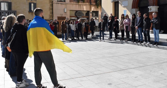 Concentració silenciosa pel primer aniversari de la guerra a Ucraïna