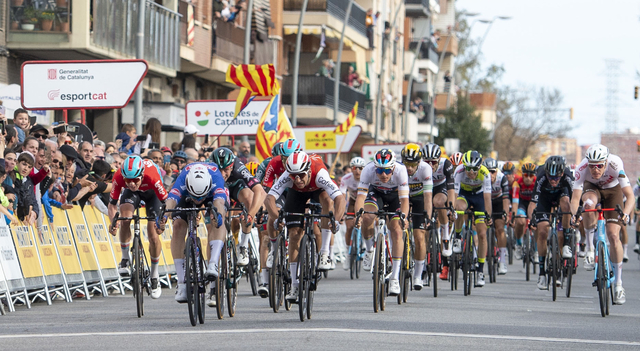 Darrera etapa de la Volta amb el Baix Llobregat com a protagonista