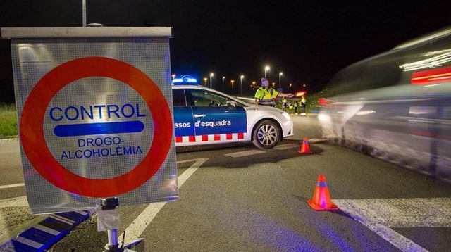 SUCCESSOS: Detingut un home a Sant Boi per conducció temerària, positiu en drogues i sense la documentació en regla