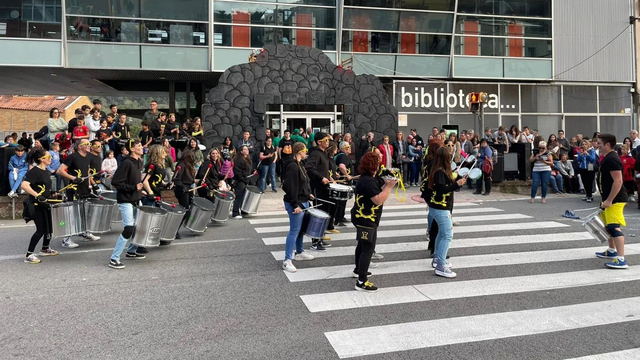 CULTURA: Cervelló sonarà a ritme de batucada