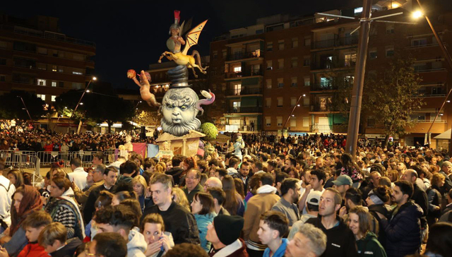 La Casa de València de Gavà celebra la festa de les Falles