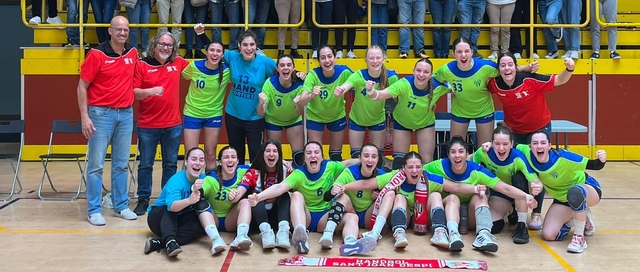 Èxit esportiu de l’handbol femení santjoanenc a la Lliga Catalana