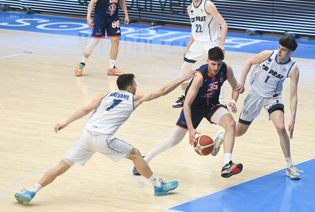 ESPORTS (BÀSQUET, LEB PLATA, PLAYOFF TÍTOL): El CB Prat guanya a Burgos, però es queda sense títol i ascens