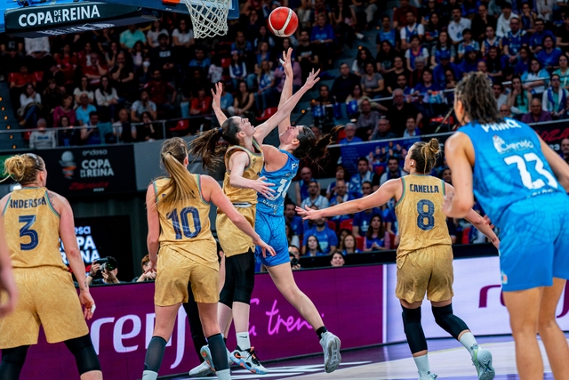 ESPORTS (BÀSQUET, COPA DE LA REINA): El Barça CBS cau eliminat davant un Perfumerias Avenida superior