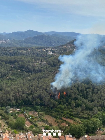 SUCCESSOS: Incendi forestal a La Palma de Cervelló