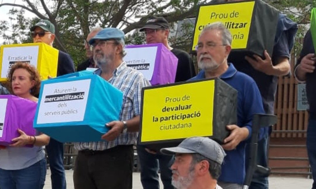 La FAV i Marea Pensionista de Sant Boi organitzen una taula electoral 