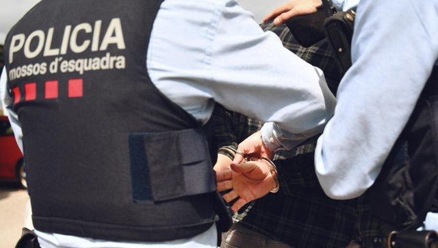 SUCCESSOS: Ferit per arma blanca un home en una baralla a Viladecans