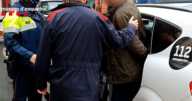 SUCCESSOS: Detenen a Cornellà un home per robatori i ús d’una motocicleta