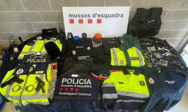 Els agents van tenir coneixement durant el mes de febrer d’aquest any que s’havia produït un robatori amb força a un domicili de Sant Andreu de la Barca