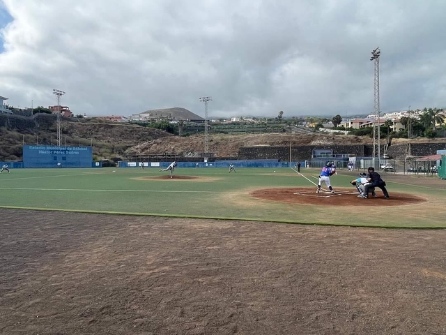 ESPORTS (BEISBOL, SPANISH BASEBALL LEAGUE): El Tenerife Marlins guanyen la Lliga davant el CBS Sant Boi i doble derrota viladecanenca