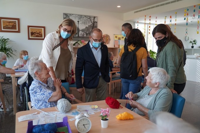SOCIETAT: El conseller de Drets Socials va visitar equipaments de gent gran a Begues