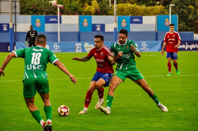 ESPORTS (FUTBOL, PRIMERA RFEF): Clau Mendes torna a salvar al Cornellà