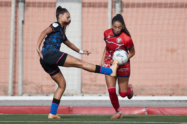 ESPORTS (FUTBOL FEMENÍ, PRIMERA DIVISIÓ): Primera derrota del Levante Las Planas