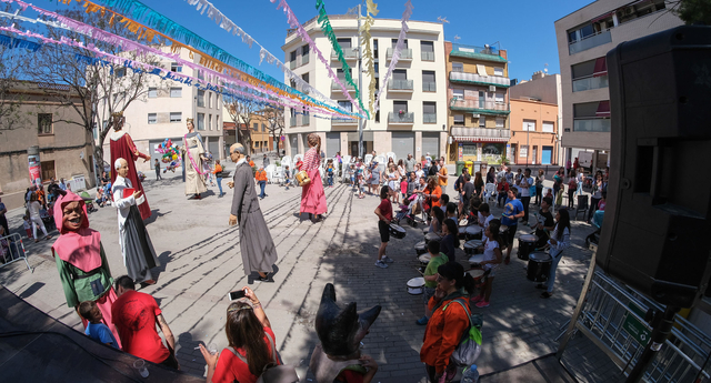 El barri Sales de Viladecans celebra els cent anys